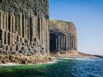 fingals-cave-di-skotlandia.jpg