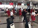 flash-mob-staf-virgin-australia.jpg