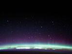 foto-aurora-yang-diambil-dari-stasiun-luar-angkasa-iss-pada-20-maret-2020.jpg