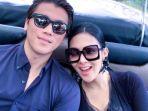 foto-selfie-syahrini-dan-reino-barack.jpg
