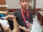 Viral Botol Mixue Dipakai Gibran Rakabuming Ngantor, Berapa Harganya?