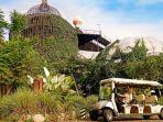 golfcar-di-dusun-semilir-untuk-keliling-area-jalan-kenangan.jpg