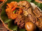 gudeg-yu-djum-satu-gudeg-enak-di-sleman-jogja-buat-menu-makan-malam.jpg