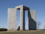guidestones-di-georgia.jpg