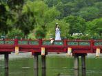 gungnamji-pond.jpg