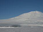 gunung-di-antartika.jpg