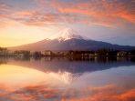 gunung-fuji-satu-di-antara-landmark-terkenal-di-jepang.jpg