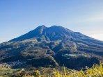 gunung-lawu-dari-bukit-mongkrang.jpg