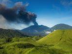 gunung-raung-yang-sedang-aktif.jpg