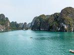 ha-long-bay-tempat-wisata-populer-di-vietnam.jpg