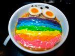 happy-rainbow-ramen-dari-dosanko-jepang.jpg