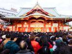 hatsumode-di-kuil-jepang.jpg