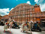 hawa-mahal-road-jaipur-rajasthan-india.jpg