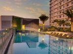hotel-holiday-inn-suites-jakart.jpg