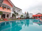 hotel-lurus-puncak-bogor.jpg