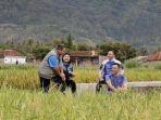 ibu-ani-yudhoyono-di-garut-bersama-keluarga.jpg