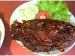 ikan-bakar-sambellero.jpg