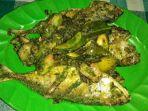 ikan-goreng-cabe-ijo.jpg