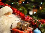 ilustrasi-asesoris-santa-claus-atau-sinterklas-yang-jadi-hiasan-pohon-natal.jpg