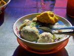 ilustrasi-bakso-enak-di-jakarta-utara-untuk-makan-siang.jpg
