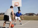 Renang atau Basket, Mana yang Bikin Anak Tumbuh Tinggi? Perhatikan Soal Tidur