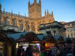 ilustrasi-bath-christmas-market-pasar-natal-di-inggris.jpg