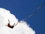 ilustrasi-bungee-jumping.jpg