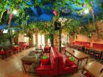 ilustrasi-cafe-jakarta_20160805_134714.jpg