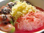 ilustrasi-es-pisang-ijo-khas-makassar-untuk-menu-buka-puasa.jpg