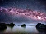 ilustrasi-hujan-meteor_20160812_233218.jpg