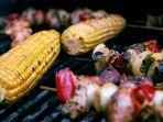ilustrasi-jagung-bakar-pedas-manis.jpg