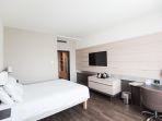 ilustrasi-kamar-hotelqq.jpg