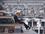 ilustrasi-kamar-penginapan-di-book-and-bed-tokyo-hotel.jpg