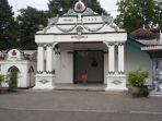 ilustrasi-keraton-yogyakarta.jpg