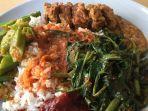 ilustrasi-kuliner-nasi-padang-dengan-sayuran.jpg