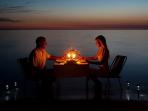 Tips Kuliner - Mau Ngajak Gebetan Makan Malam? Begini Cara Tata Cahayanya, Dijamin Betah