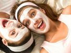 ilustrasi-masker-untuk-memutihkan-wajah-dan-mencerahkan-kulit_20181101_103347.jpg