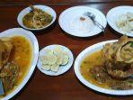 ilustrasi-menu-di-warung-balungan-pecok-untuk-makan-siang.jpg