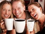 ilustrasi-minum-kopi_20171024_093346.jpg