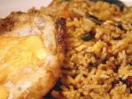Nasi Goreng Kambing Jakarta - Cak Aris Royal Menabur Daging, Tak Banyak Minyak Bumbunya Enak