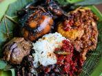 ilustrasi-nasi-jamblang-makanan-khas-cirebon-yang-wajib-traveler-cicipi.jpg