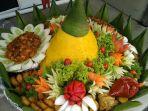 ilustrasi-nasi-tumpeng-kuning.jpg