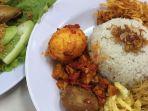 Nasi Uduk Ibu Tamih dan 4 Tempat Makan Malam Dekat Taman Margasatwa Ragunan