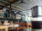 ilustrasi-ngopi-di-savana-camp-kota-bogor.jpg