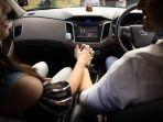 ilustrasi-pasangan-yang-berselingkuh-di-mobil-video-viral-seorang-wanita.jpg