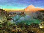 ilustrasi-pemandangan-kawah-ijen.jpg