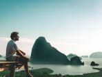 ilustrasi-pengunjung-yang-menjelajahi-thailand.jpg