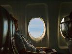 ilustrasi-penumpang-pria-di-pesawat-1.jpg