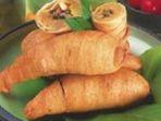 ilustrasi-pisang-molen-untuk-menu-buka-puasa.jpg