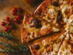ilustrasi-pizza-dengan-pecahan-kaca.jpg